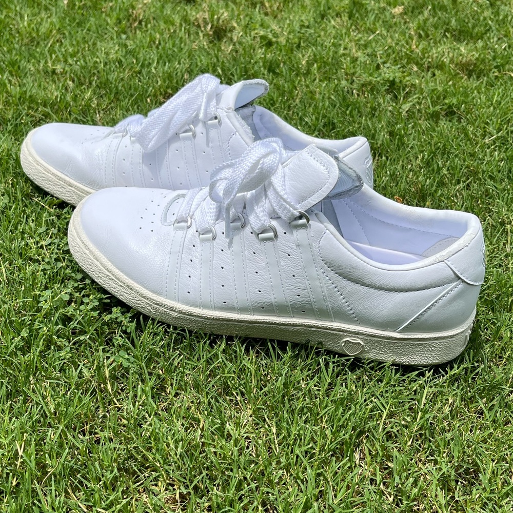 K-Swiss Men’s White Leather Sneakers, Size 9